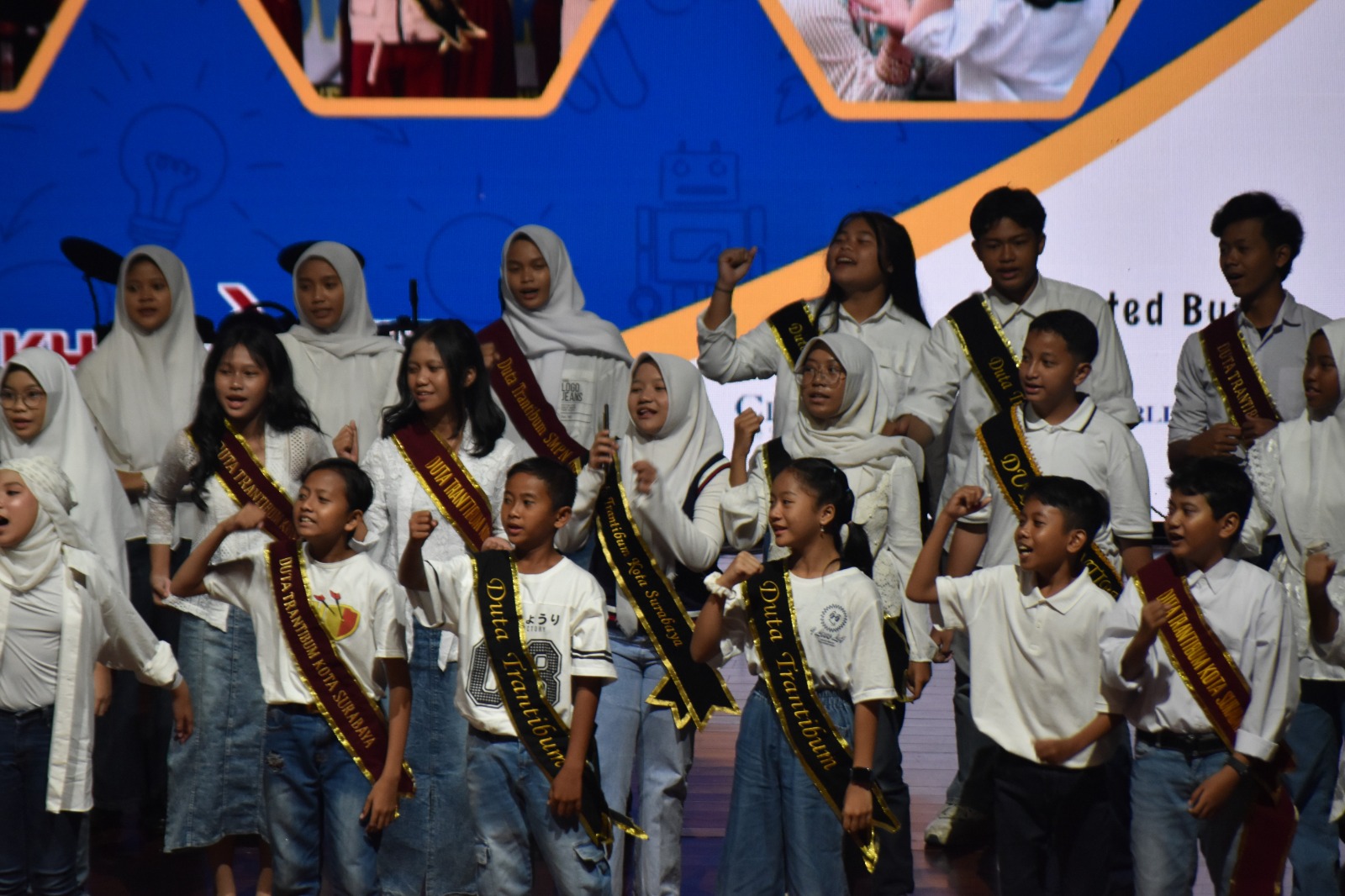 GELAR AWARDING DUTA TRANTIBUM 2025, SATPOL PP LAHIRKAN AGEN PERUBAHAN DARI PAUD HINGGA SMA/SMK